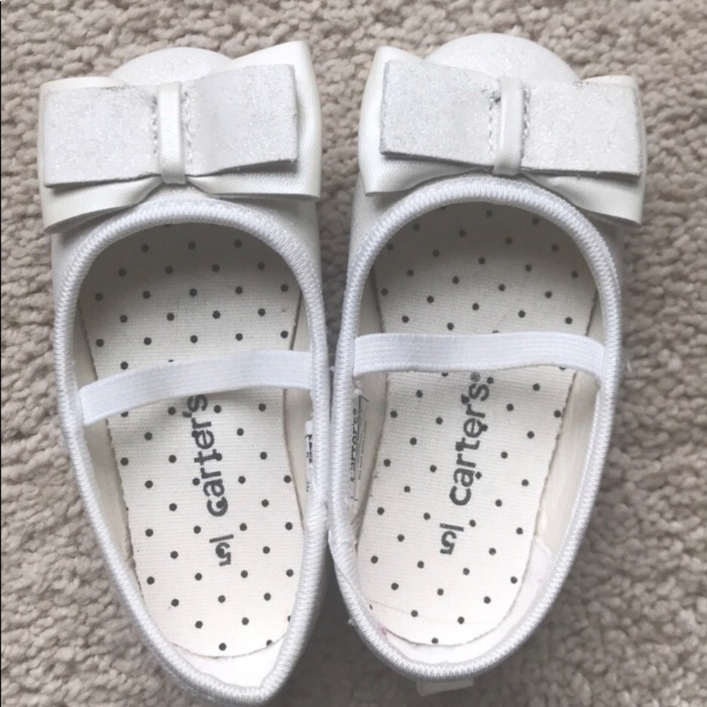 Toddler white shoes